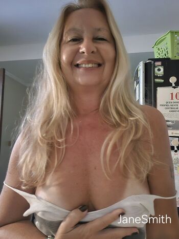 Full leaked Janemelsmith private photo