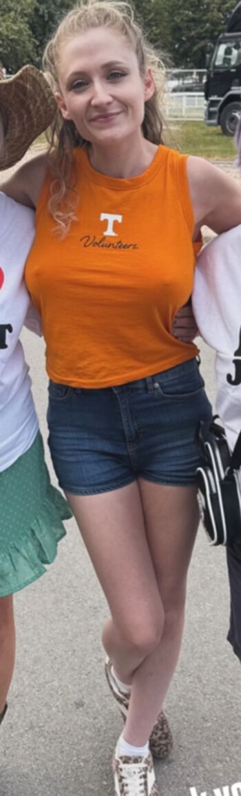 Full leaked Janet devlin private photo