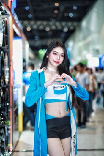 Janet Kanokwan Saesim