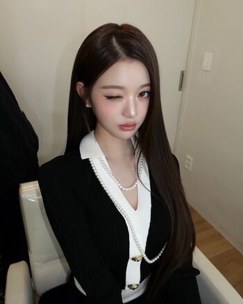 Full leaked Jang won young page private photo