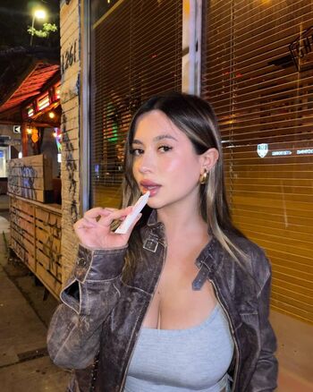 Full leaked Janine private photo