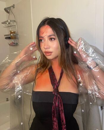 Full leaked Janine private photo