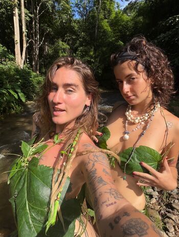 Full leaked Jarofhibiscus private photo