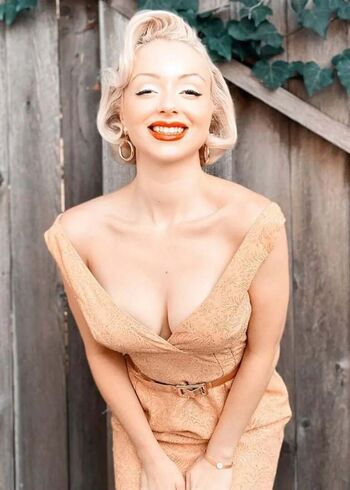 Full leaked Jasmine chiswell private photo
