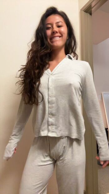 Full leaked Jasmine yi private photo
