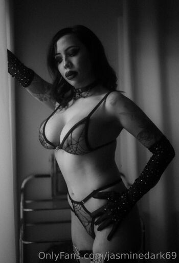 Full leaked Jasminedark private photo