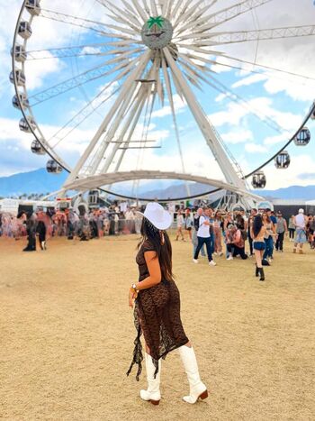 Full leaked Jaszybeee page private photo