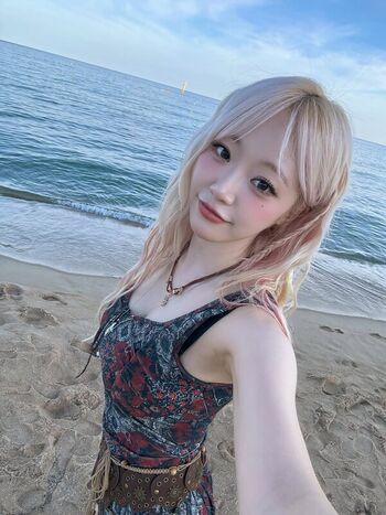 Full leaked Jeewon private photo