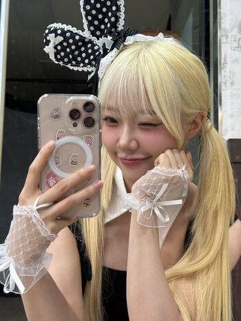 Full leaked Jeewon page private photo