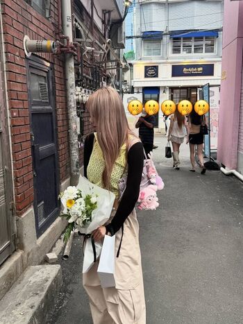 Full leaked Jeewon page private photo