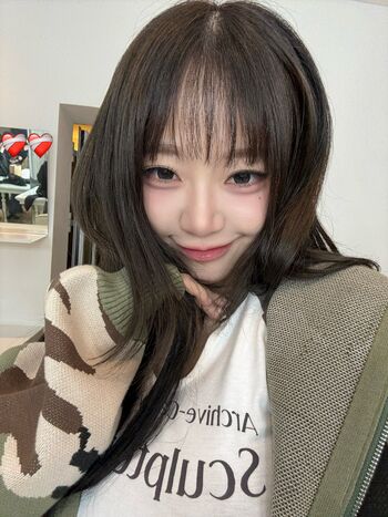 Full leaked Jeewon private photo