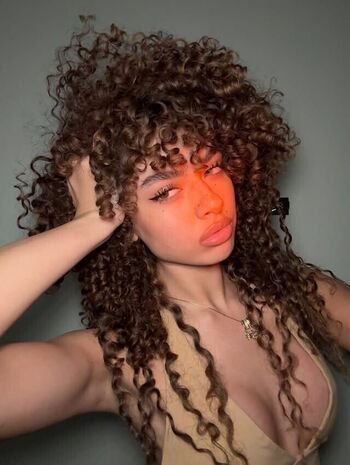 Leaked Michelle shzz/ private photo viral onlyfans