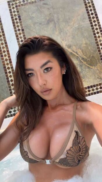 Full leaked Jenn lee private photo