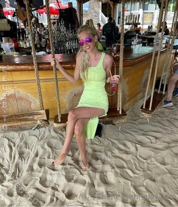 Full leaked Jenna jay page private photo