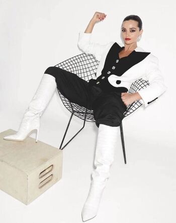 Full leaked Jenna louise coleman private photo