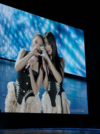 Jennie | BLΛƆKPIИK