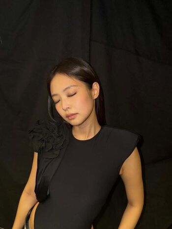 Jennie | BLΛƆKPIИK