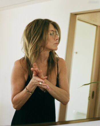 Full leaked Jennifer aniston page private photo