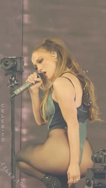 Full leaked Jennifer lopez page private photo