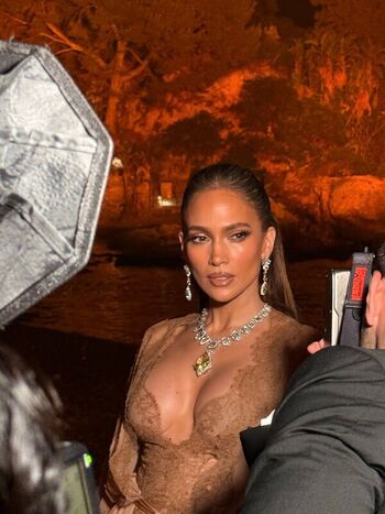 Full leaked Jennifer lopez page private photo