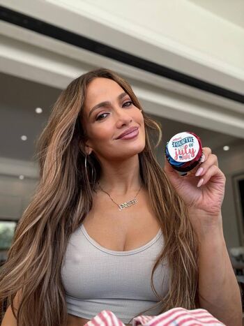 Full leaked Jennifer lopez page private photo