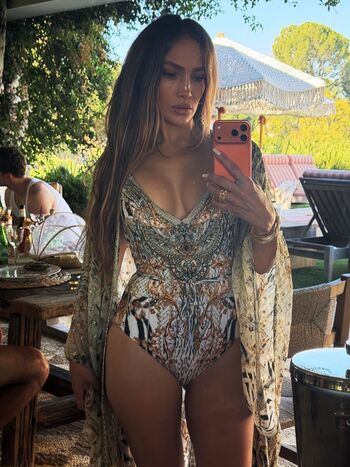 Full leaked Jennifer lopez  page private photo