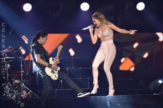 Full leaked Jennifer lopez page private photo