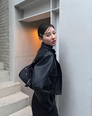Full leaked Jeon jisu private photo