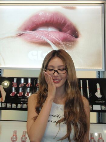 Full leaked Jeon somi private photo