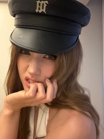 Full leaked Jeon somi page private photo