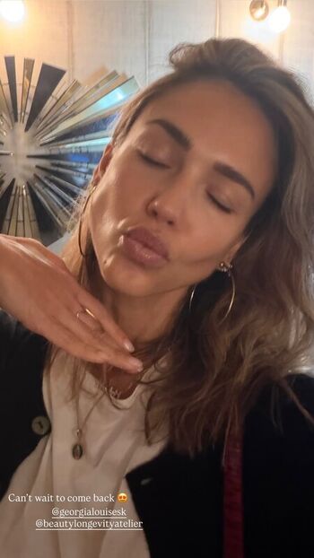 Full leaked Jessica alba private photo