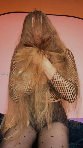 Full leaked Jessie cave private photo