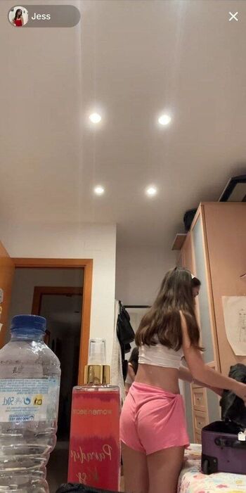 Full leaked Jessiinnie private photo