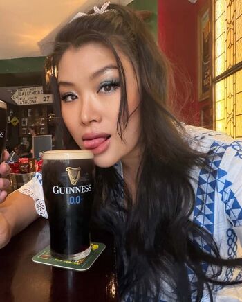 Full leaked Jiaoying summers private onlyfans photo