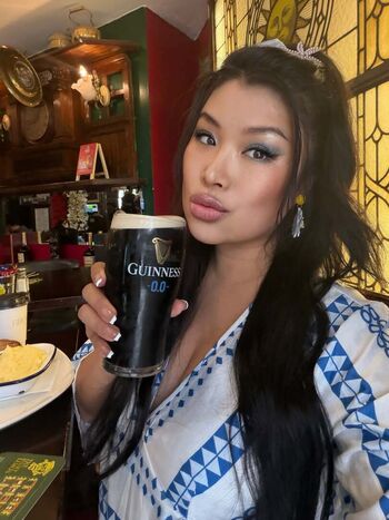 Full leaked Jiaoying summers private onlyfans photo