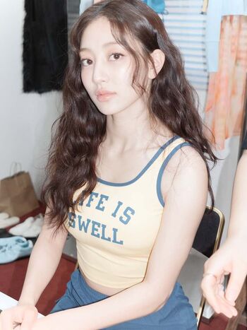 Full leaked Jihyo page private photo