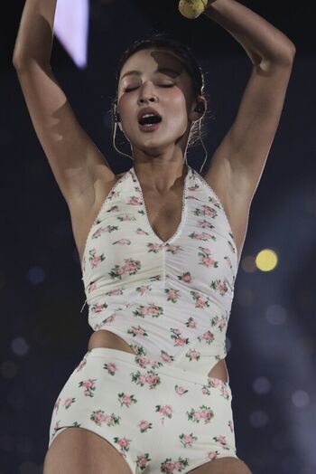 Full leaked Jihyo private photo