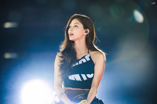 Full leaked Jihyo private photo