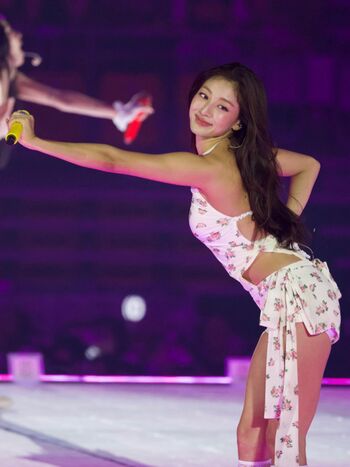 Full leaked Jihyo private photo