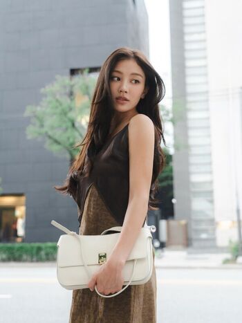 Full leaked Jihyo private photo