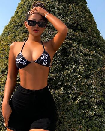 Full leaked Jinn juni page private onlyfans photo