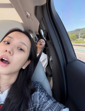 Full leaked Jisoo private photo