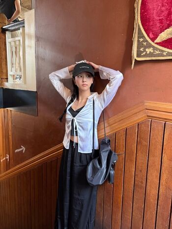 Full leaked Jisoo private photo