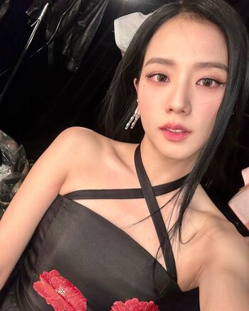 Full leaked Jisoo private photo