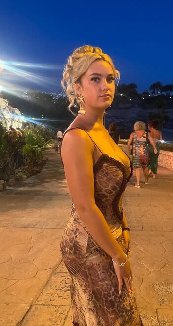 Jodie L