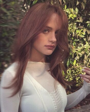 Full leaked Joey king private photo