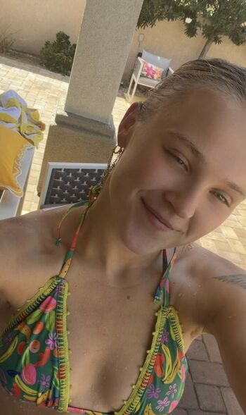 Full leaked Jojo siwa private photo