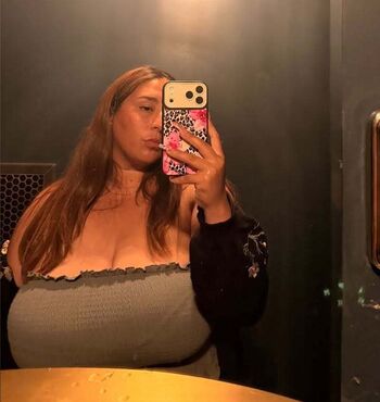 Full leaked Jojozeee private photo