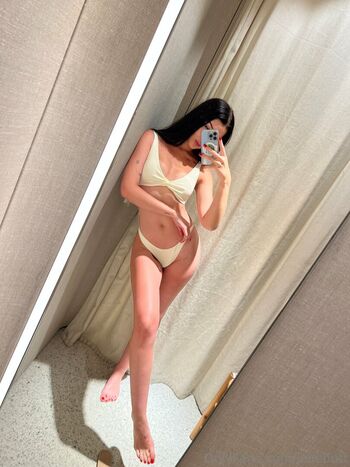 Full leaked Joliebutt private photo