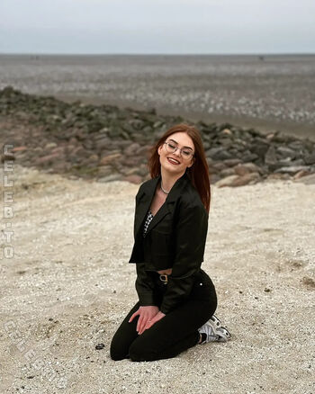 Full leaked Joline knp private photo